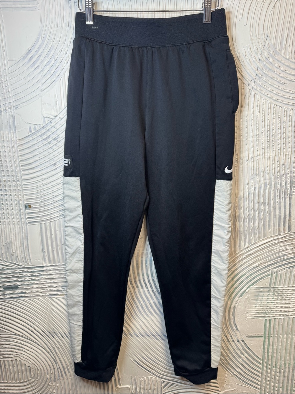 Nike Elite Youth Black Joggers with White Side Panels N0889